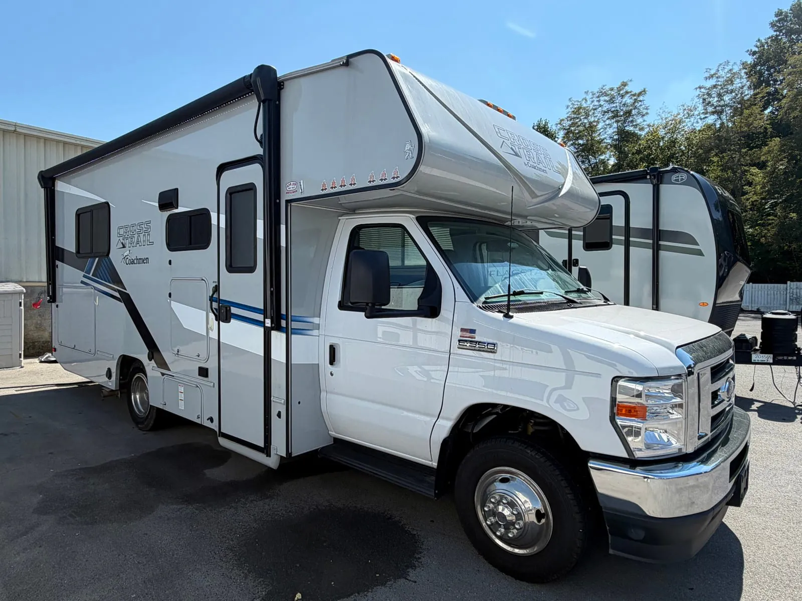 2022 Coachmen Cross Trail XL 23XG - Photo 2