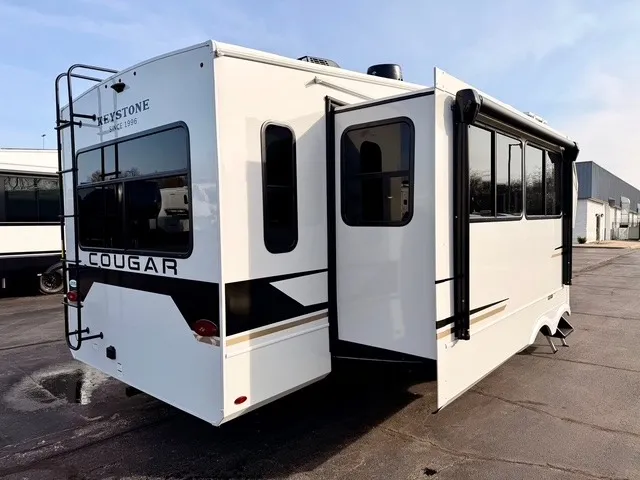 2026 Keystone RV Cougar Half-Ton 28RLI - Photo 4