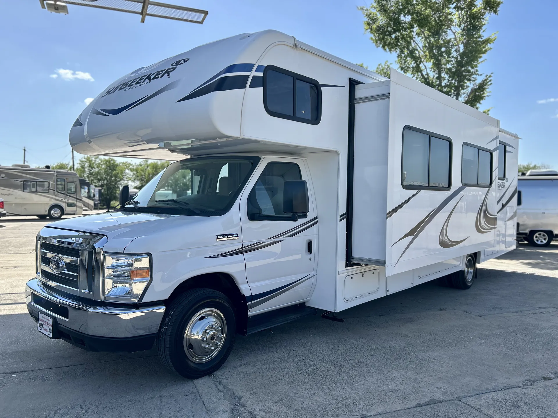 2018 Forest River Sunseeker 2850S - Photo 4