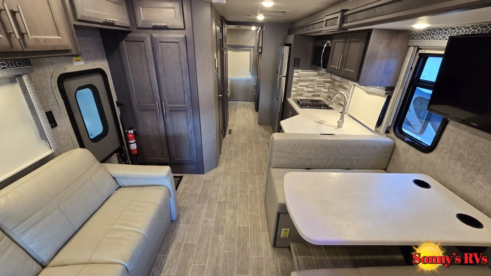 2022 Thor Motor Coach Omni XG32 - Photo 3