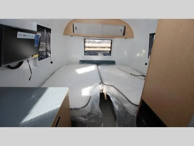 2026 Airstream World Traveler 22RB - Main photo