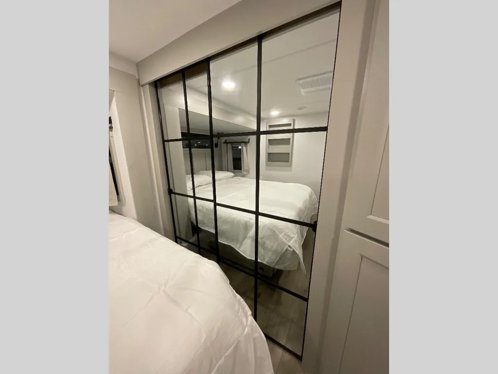2025 Brinkley Model G 4100, Photos photo 46