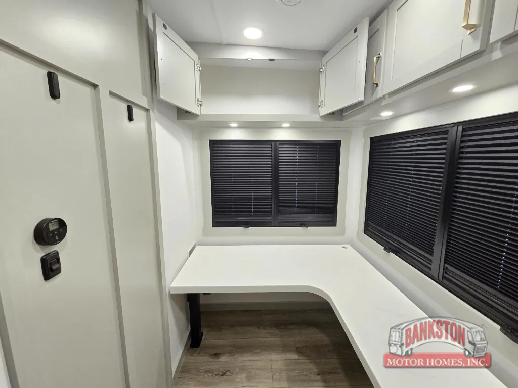 2026 Brinkley Model Z 3515, Photos photo 23