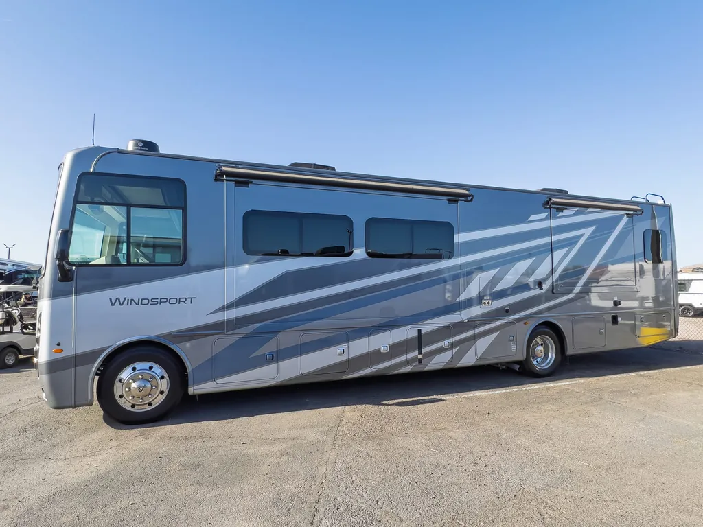 2027 Thor Motor Coach Windsport 36H, Photos photo 30