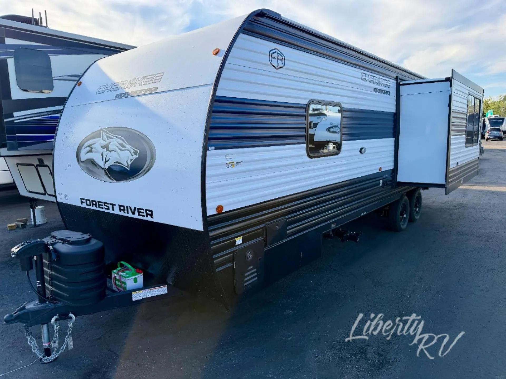 2026 Forest River Cherokee Grey Wolf 26SS - Photo 3