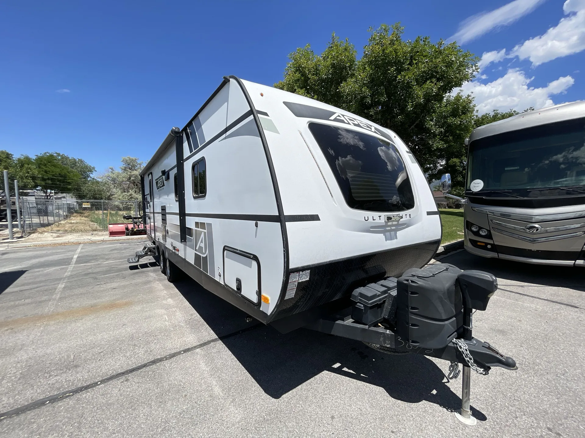 2021 Coachmen Apex 265RBSS - Photo 2
