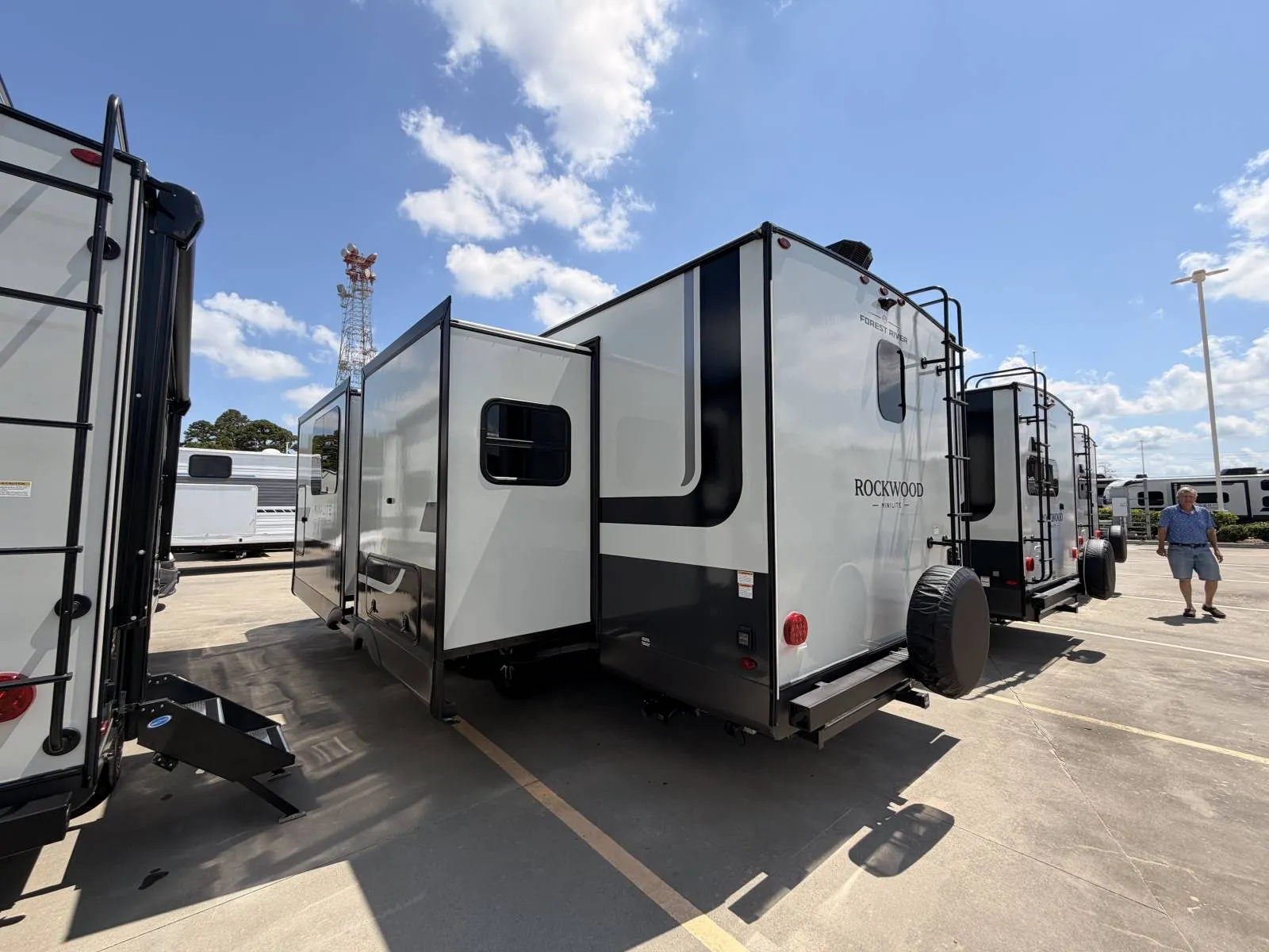 2027 Forest River Rockwood Mini Lite 2523MBR - Photo 3