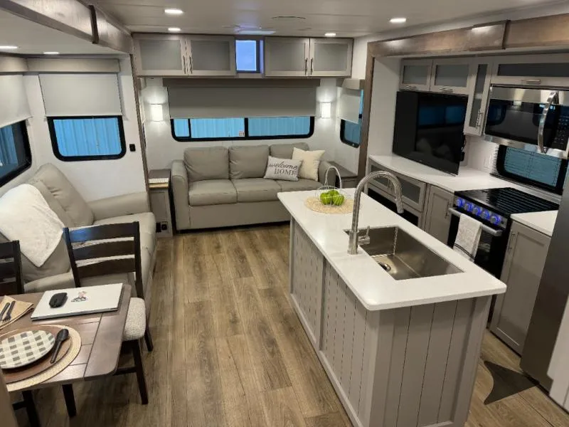 2026 Alliance RV Avenue 332RL - Photo 4