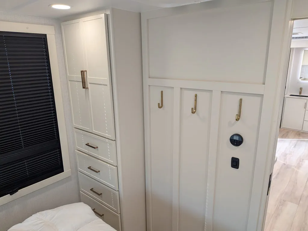 2025 Brinkley Model I 265, Photos photo 7