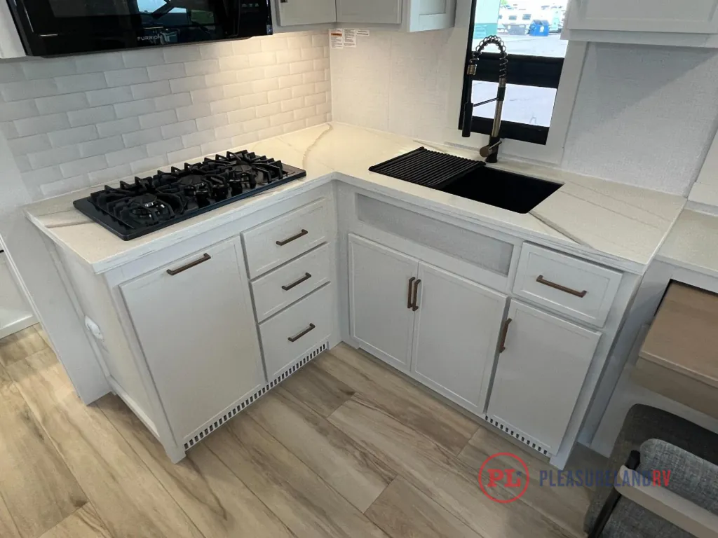 2025 Brinkley Model I 265, Photos photo 16