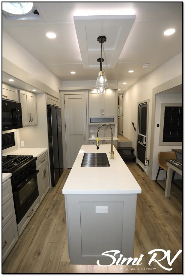 2026 Brinkley Model Z 3600, Photos photo 21