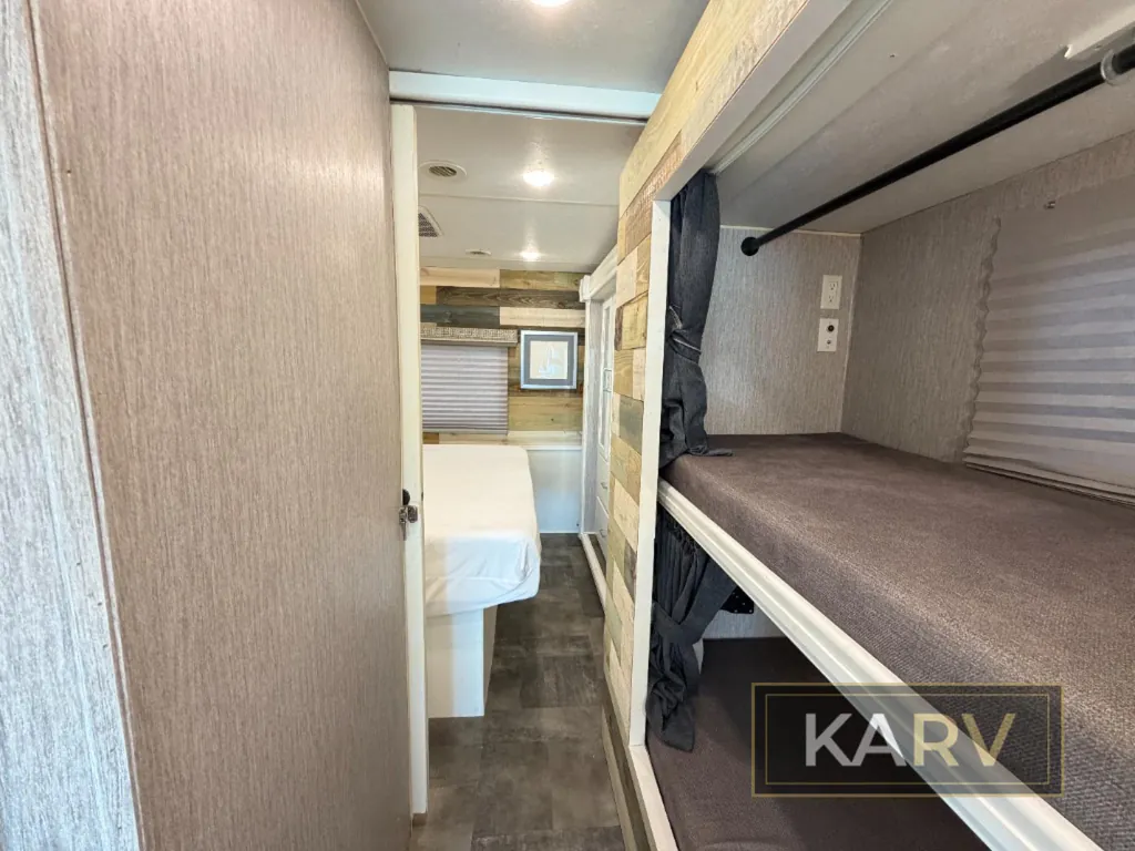 2020 Coachmen Pursuit 31BH, Photos photo 20