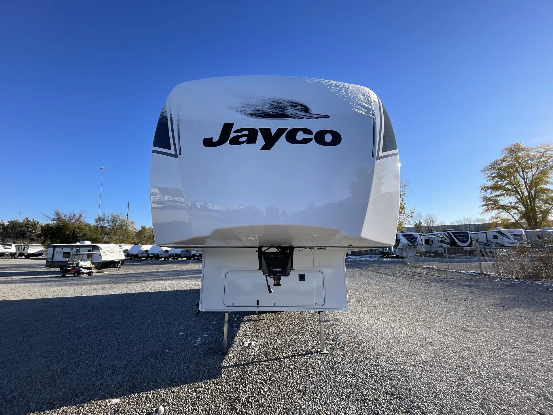 2025 Jayco Eagle SLE 28BHU — front