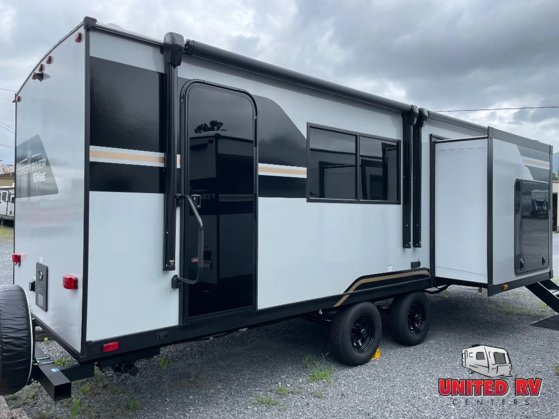 2027 Forest River Vibe 2500FIK - Photo 3