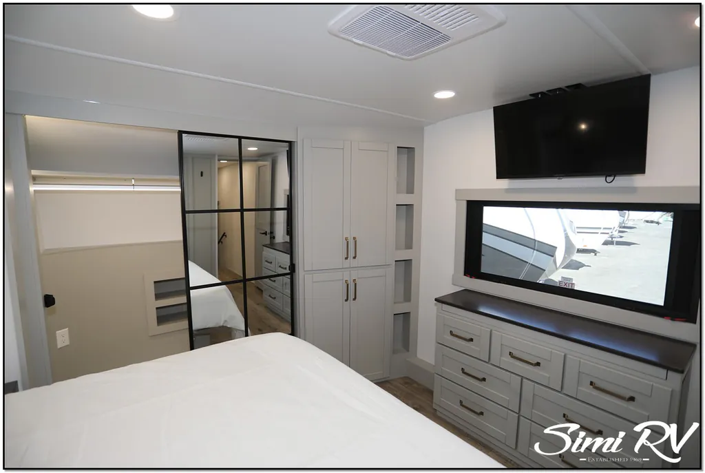 2026 Brinkley Model Z 3600, Photos photo 28