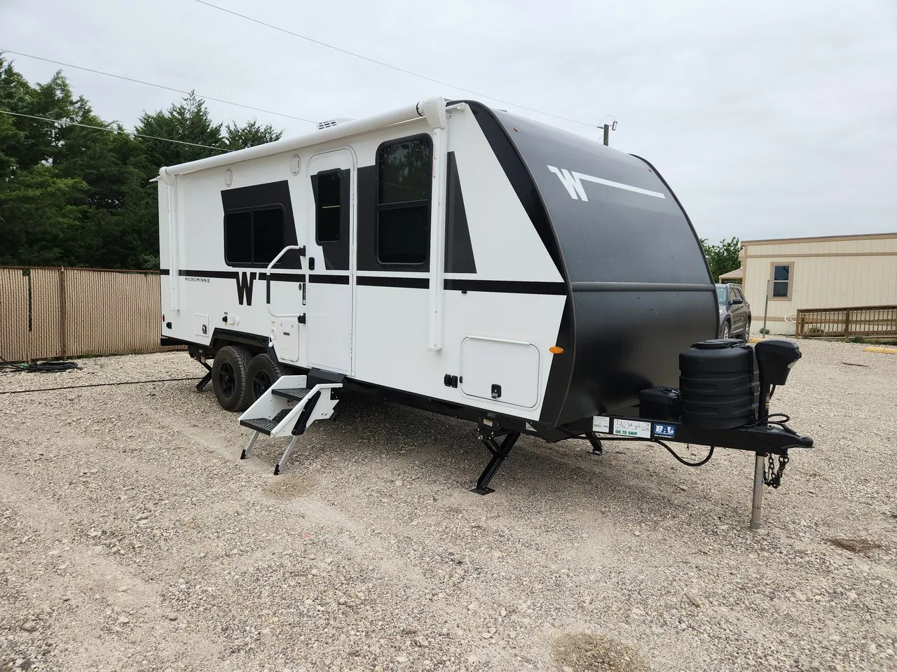 2026 Winnebago Micro Minnie 2200MBH - Photo 2
