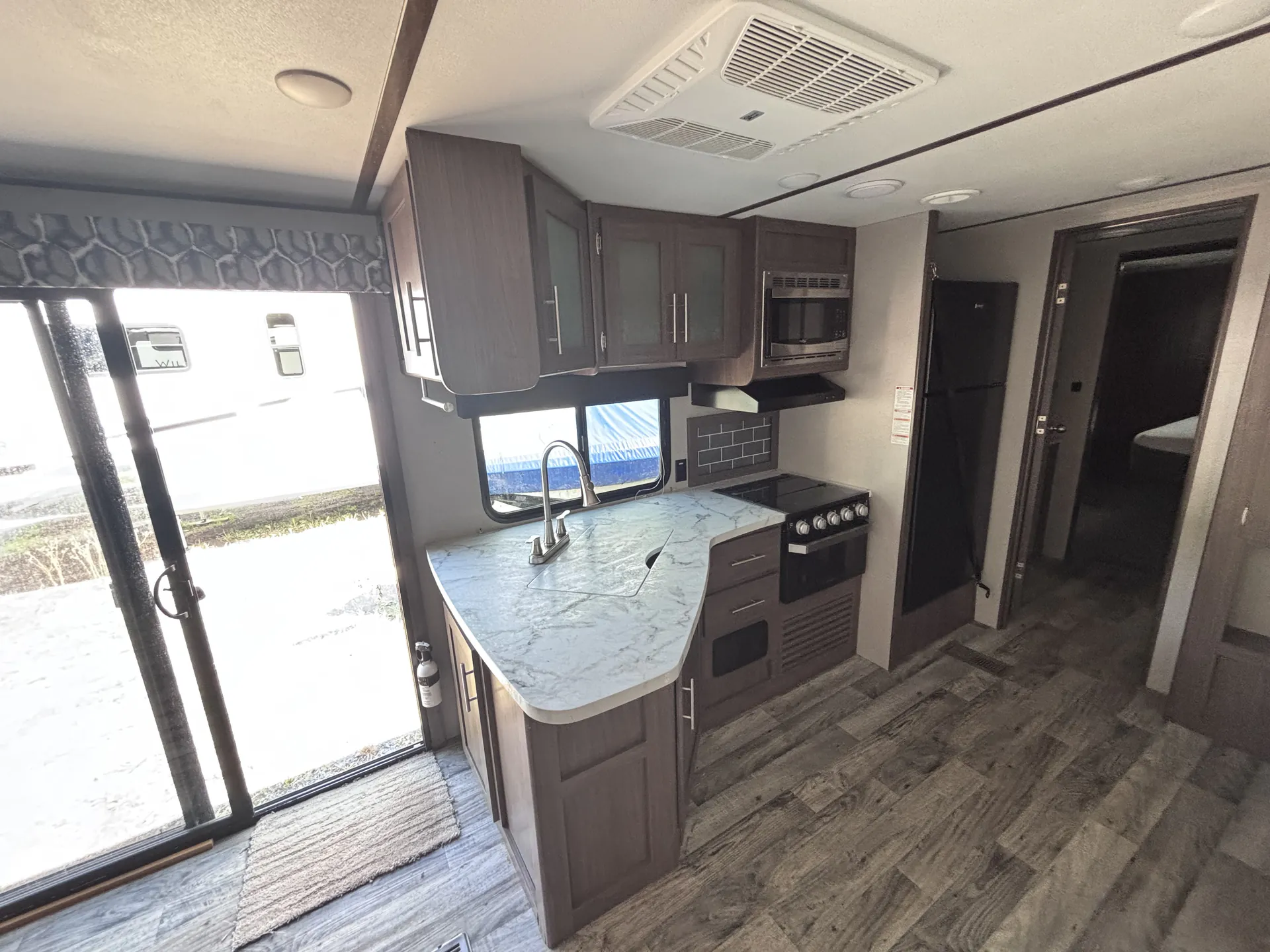 2020 Keystone Hideout 38BHDS - Photo 4