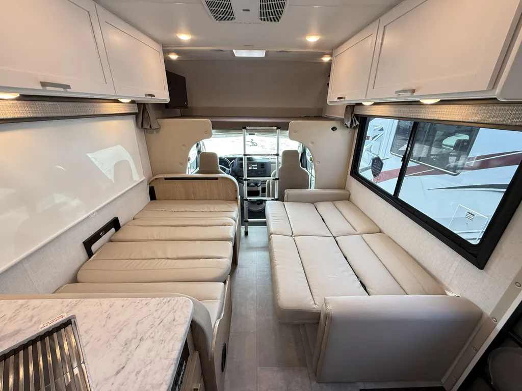 2026 Thor Motor Coach Freedom Elite 28HZ, Photos photo 23