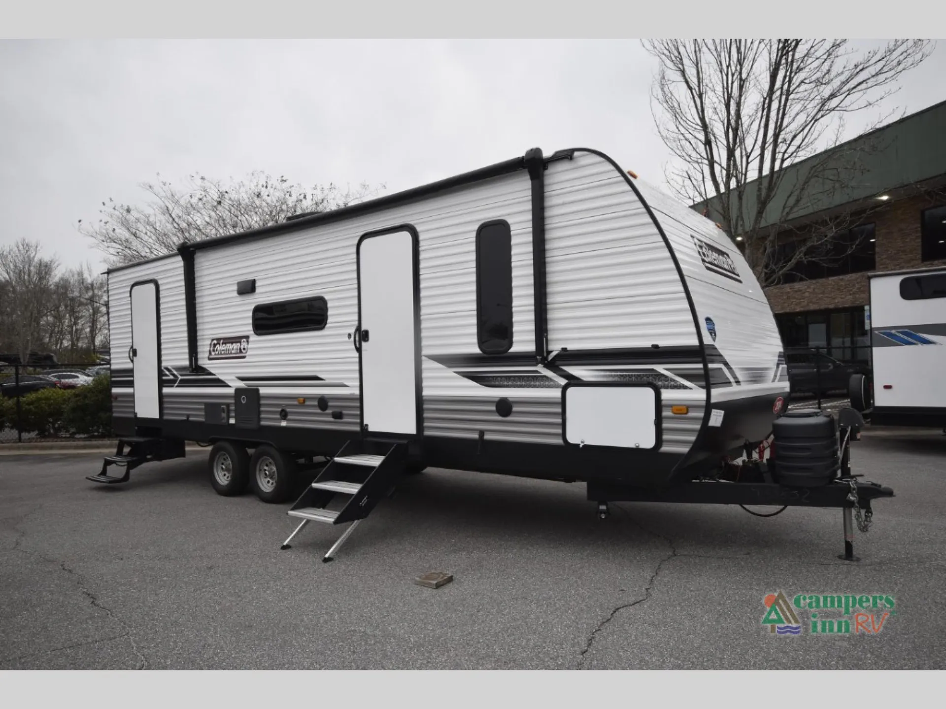 2024 Dutchmen Coleman Lantern LT 263BH - Photo 2