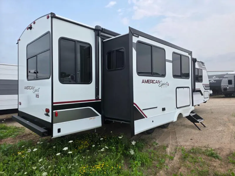 2027 Coachmen American Spirit 2975RL - Photo 4