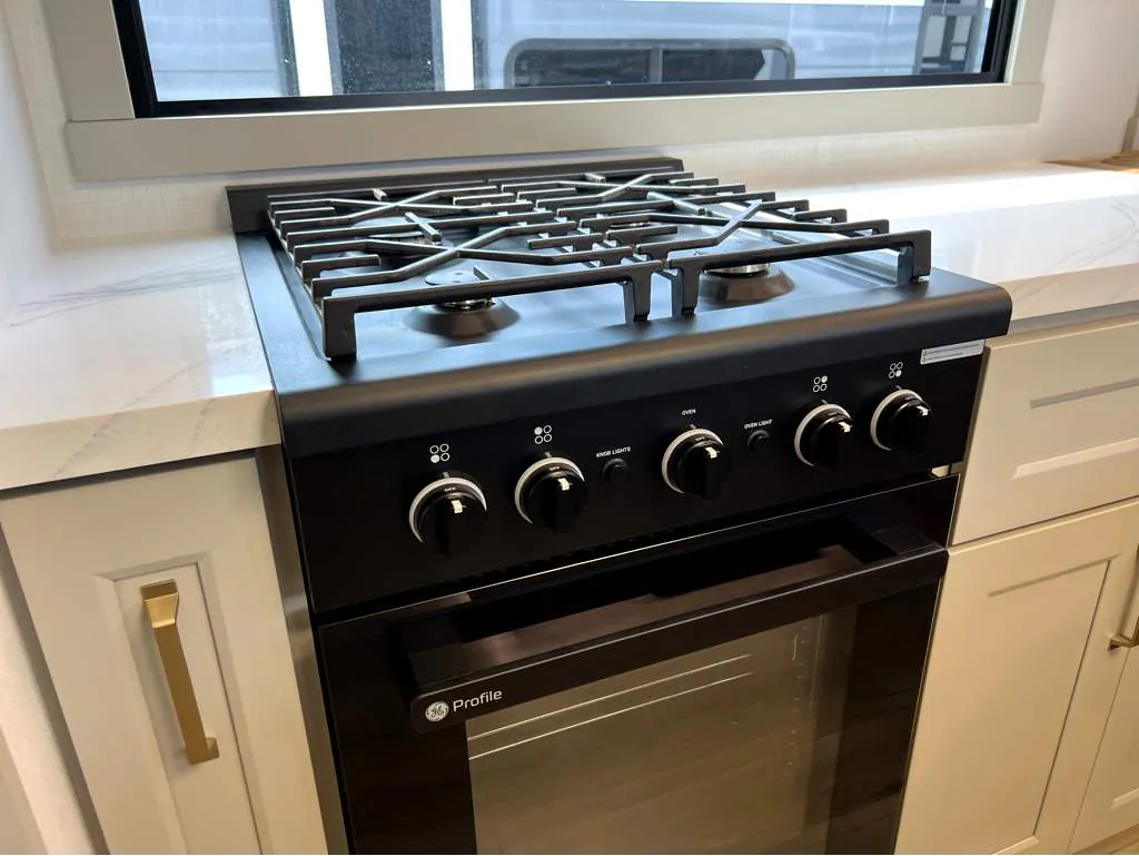 2025 Brinkley Model G 3950, Photos photo 11