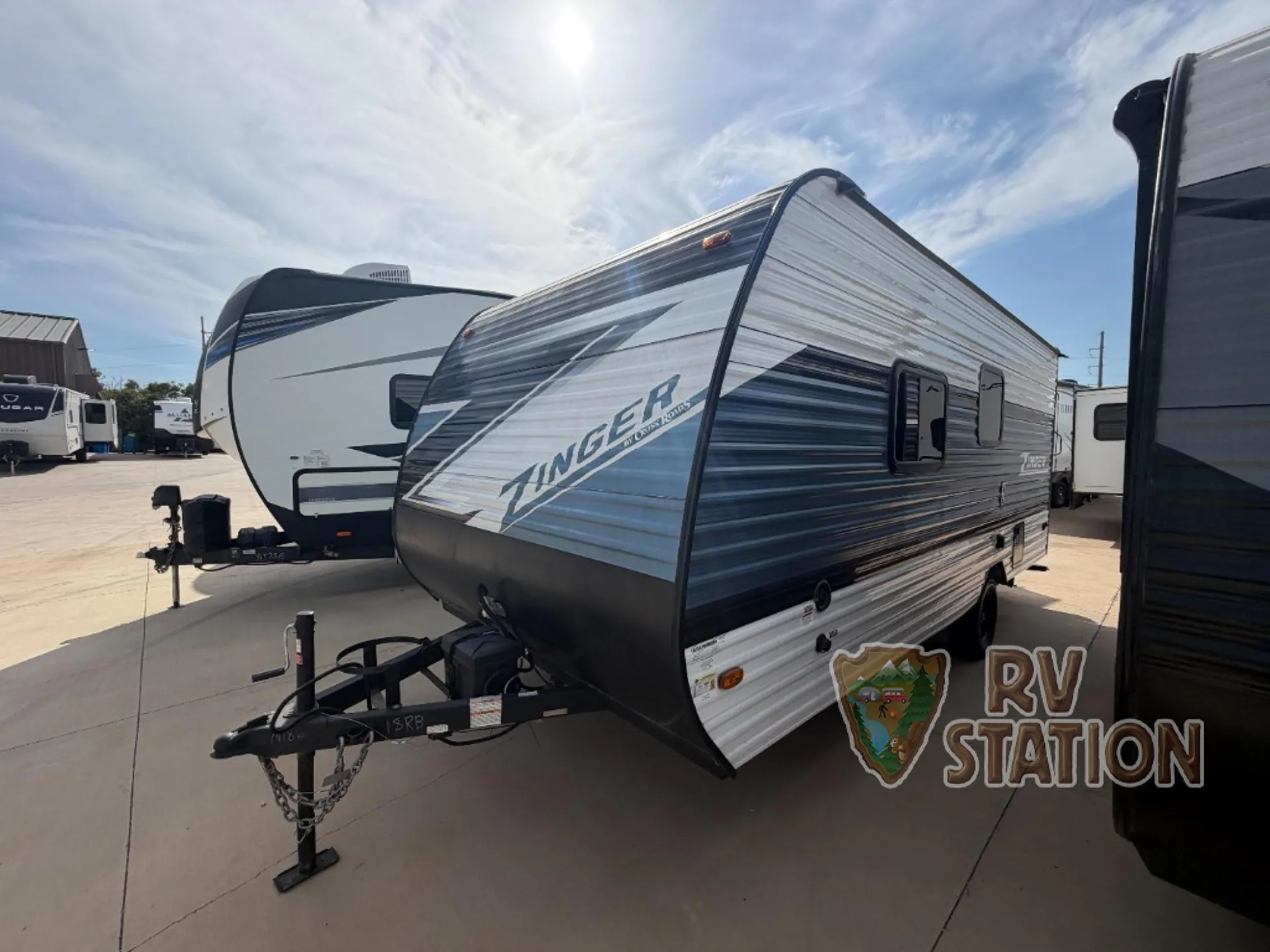 2025 CrossRoads Zinger Lite 18RB dealer photo 1 from RV Station