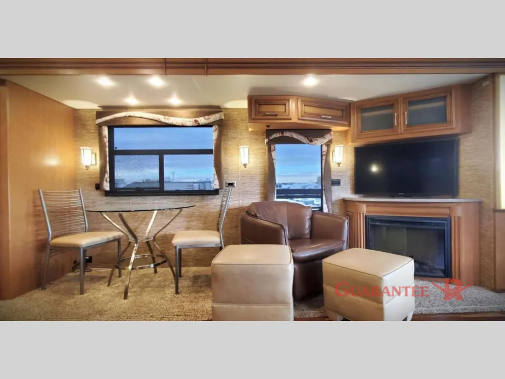 2017 Newmar Canyon Star 3914, Photos photo 12