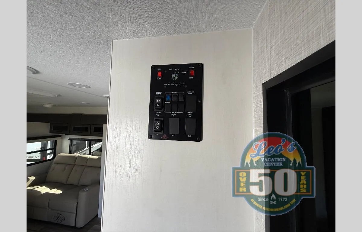 2026 Forest River Wildwood 31KQBTS - Photo 3