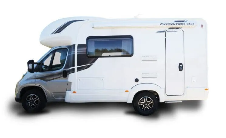 Expedition Coachbuilt C63 exterior