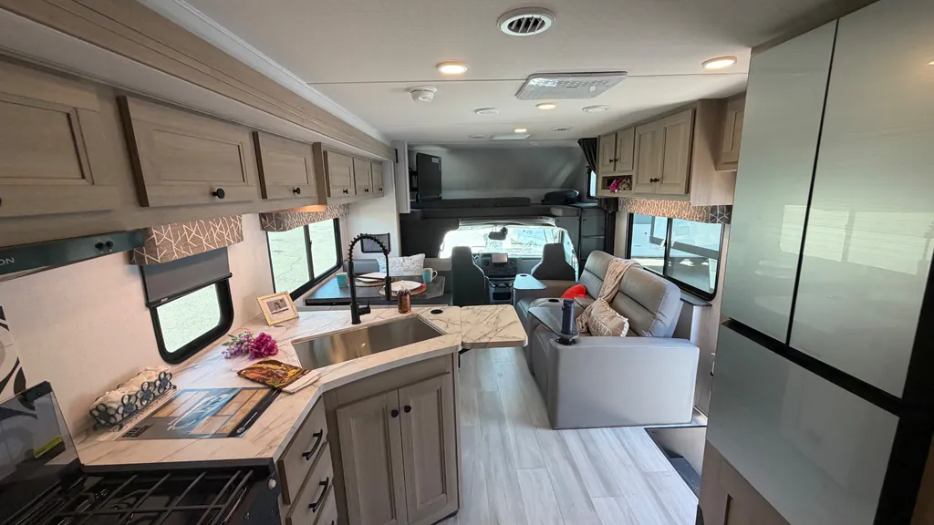 2026 Forest River Sunseeker 3050S, Photos photo 5