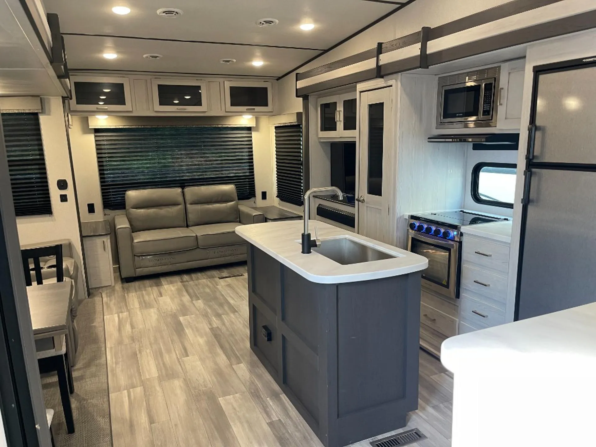 2022 Keystone Sprinter 30RL - Photo 3