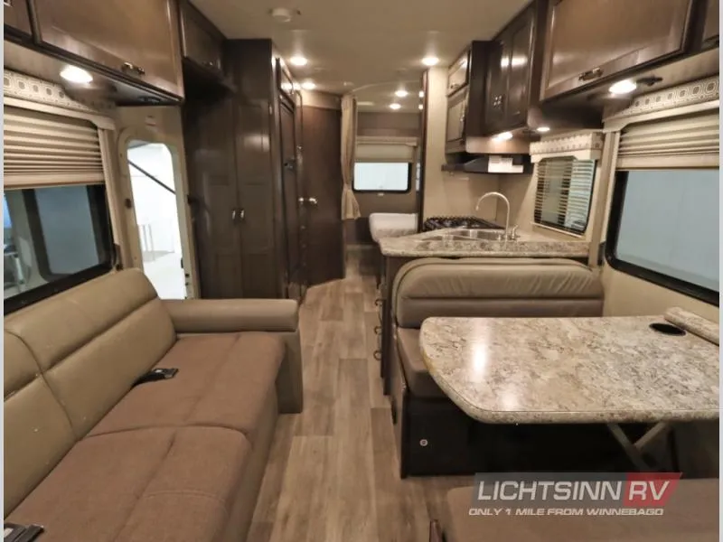 2018 Thor Motor Coach Four Winds 26B - Photo 3
