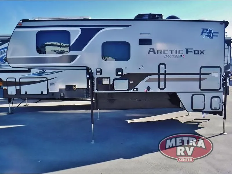 2026 Northwood Arctic Fox Camper 1150 - Photo 2