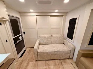 2027 Brinkley Model I 294, Photos photo 30