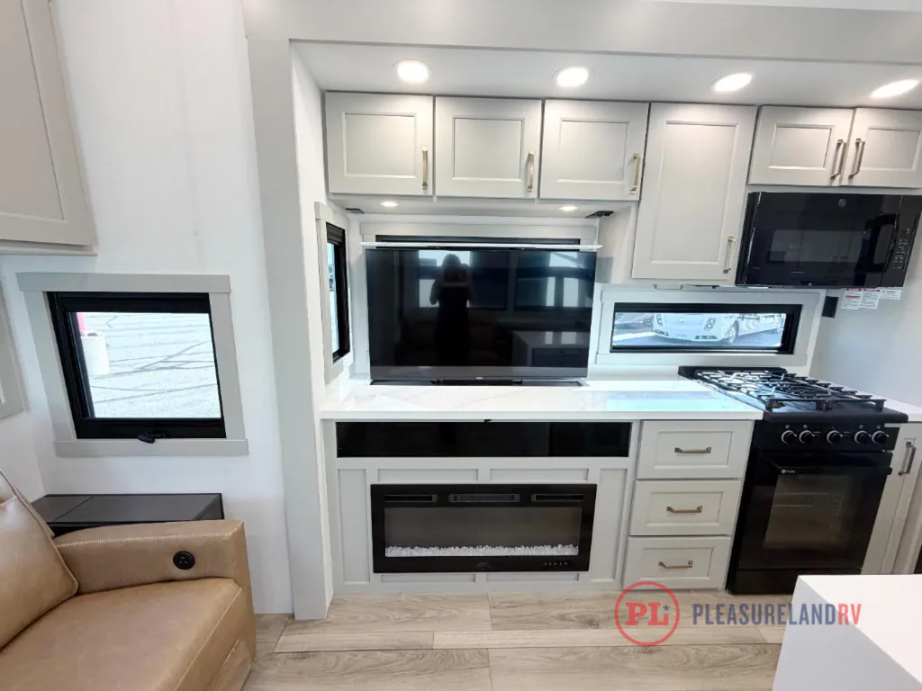 2025 Brinkley Model G 4100, Photos photo 22