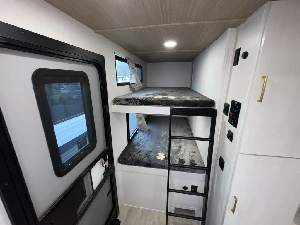 2026 Forest River Vibe Extreme Lite 2600BH, Photos photo 19
