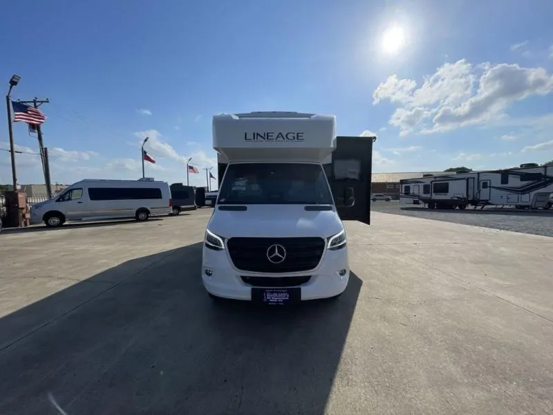 2026 Grand Design Lineage Series M 25FW - Photo 4