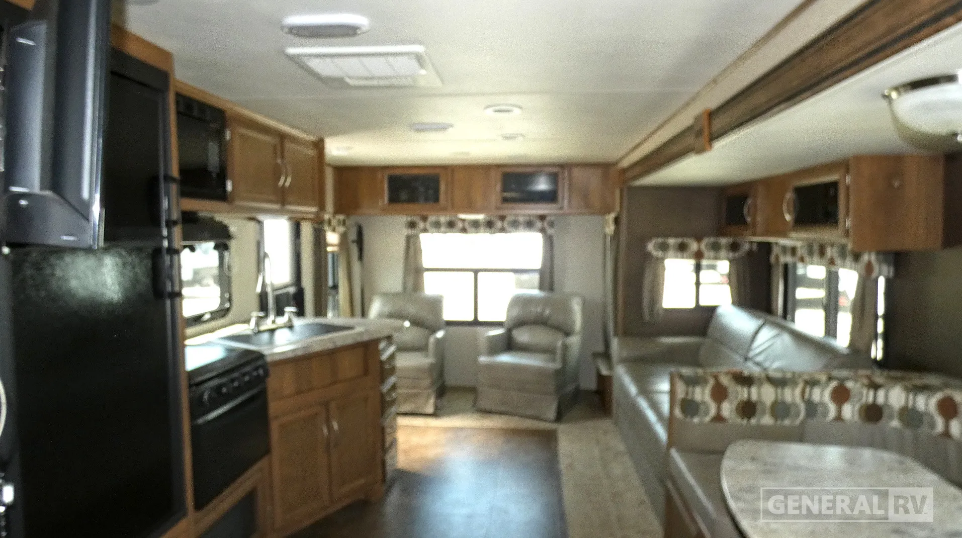 2016 Coachmen Apex Ultra Lite 279RLSS - Photo 3