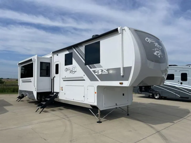 2026 Open Range RV Open Range 3X 390TBS - Photo 3