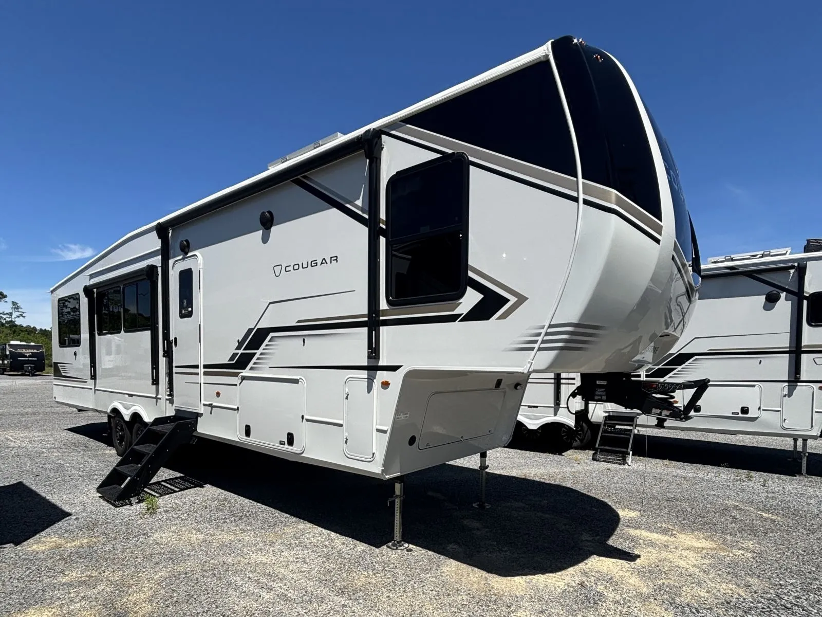2026 Keystone Cougar 350LLK - Photo 2