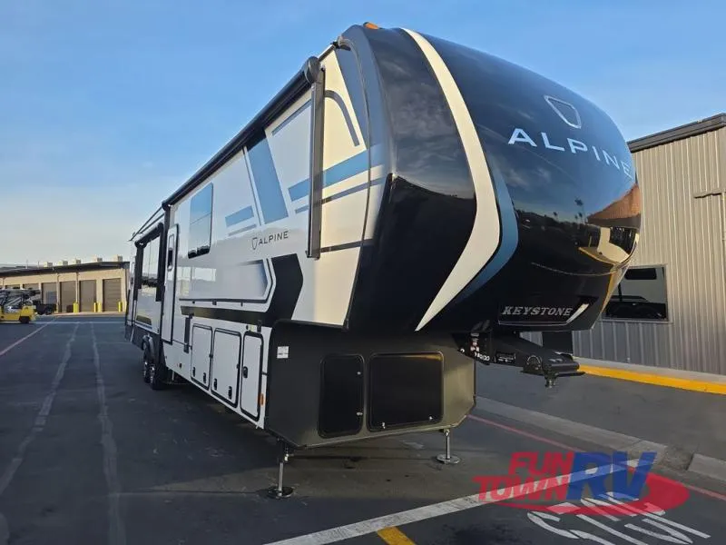2026 Keystone Alpine 3910RK - Photo 2