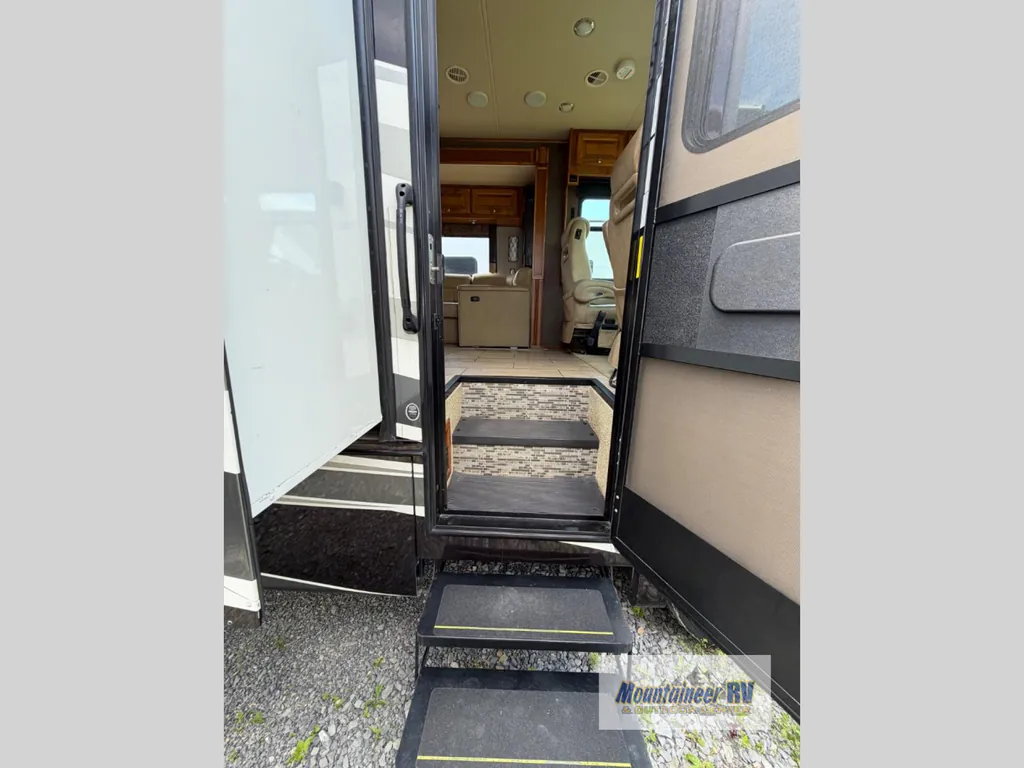 2017 Tiffin Open Road Allegro 34 PA, Photos photo 9