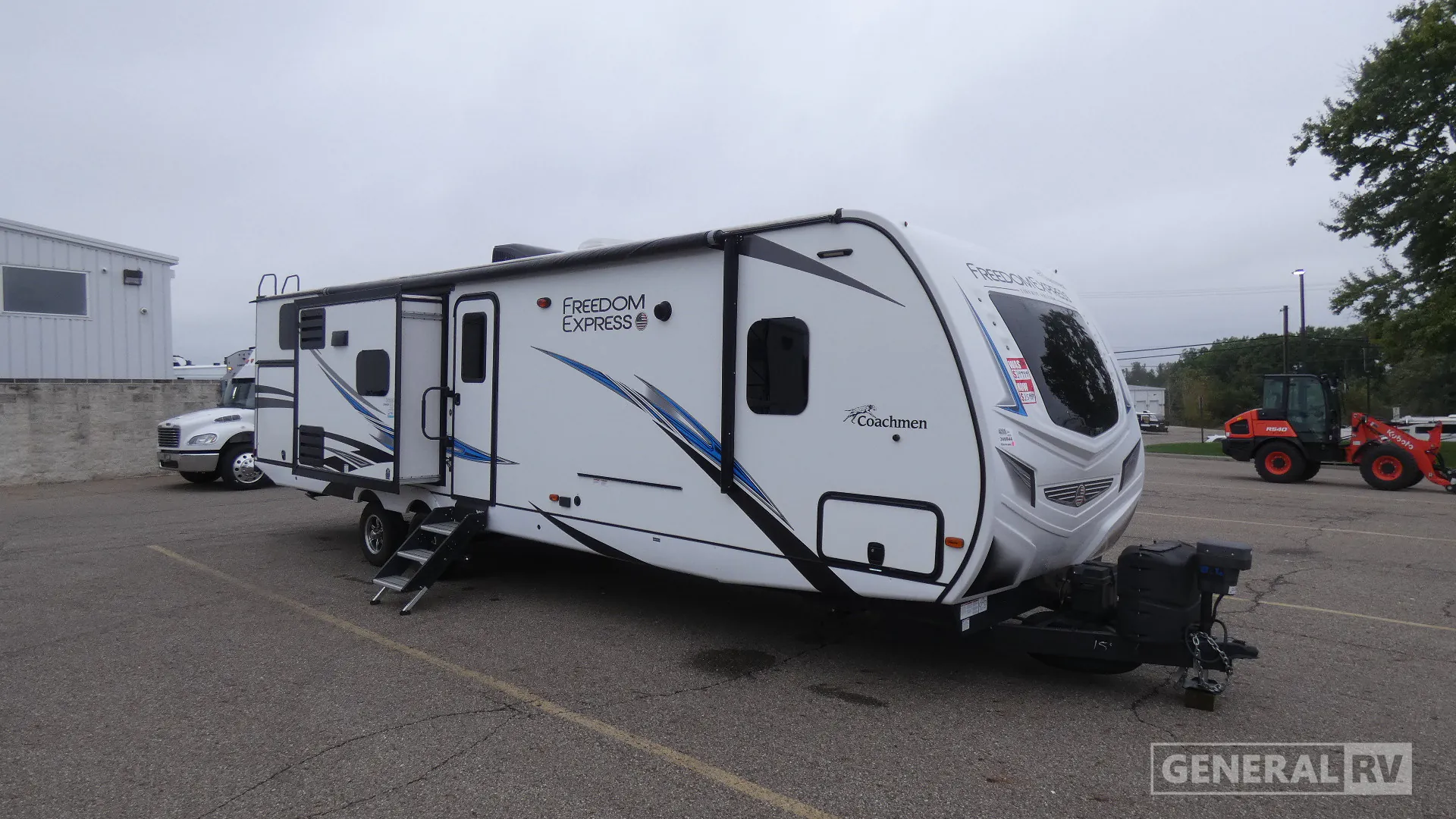 2021 Coachmen Freedom Express Liberty Edition 320BHDSLE - Photo 2