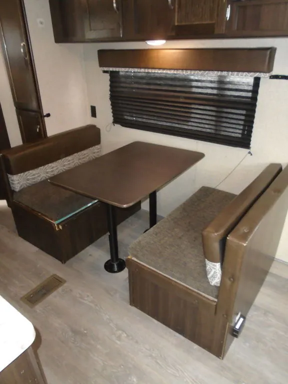 2019 Keystone Springdale 220BHWE, Photos photo 10