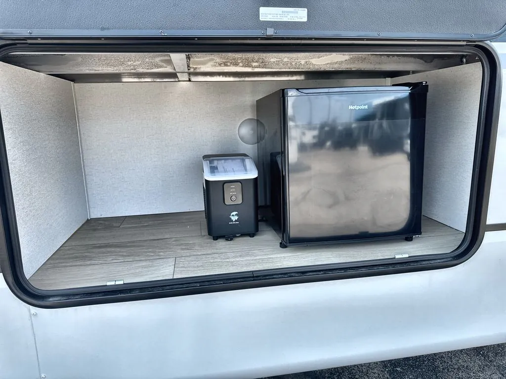 2027 Forest River RV Wolverine 36BC, Photos photo 35