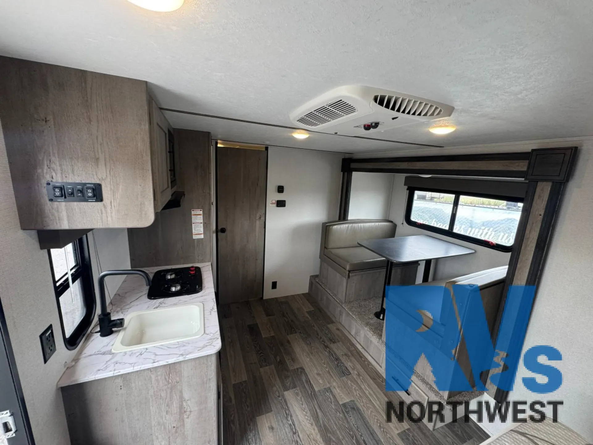 2021 Keystone Springdale Mini 1790FQ - Photo 4
