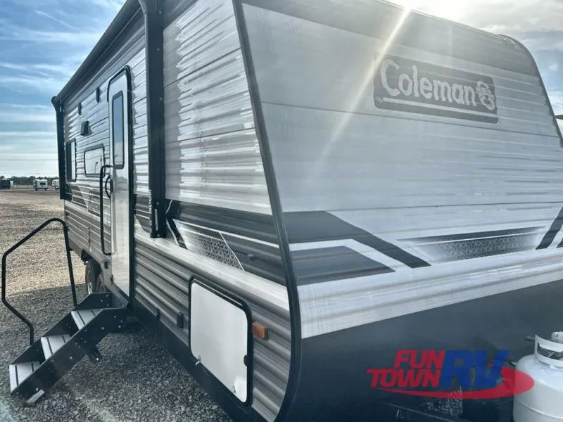 2022 Dutchmen Coleman Lantern LT 202RD - Photo 2