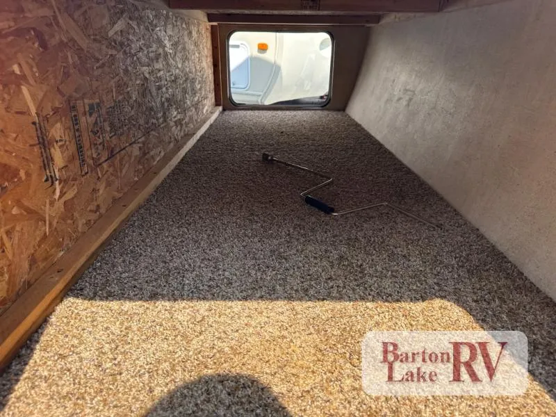 2012 Keystone RV Hornet 30RKDS - Photo 4