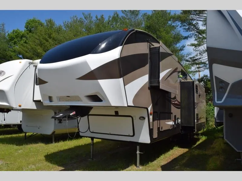 2016 Keystone RV Cougar 336BHS - Photo 2