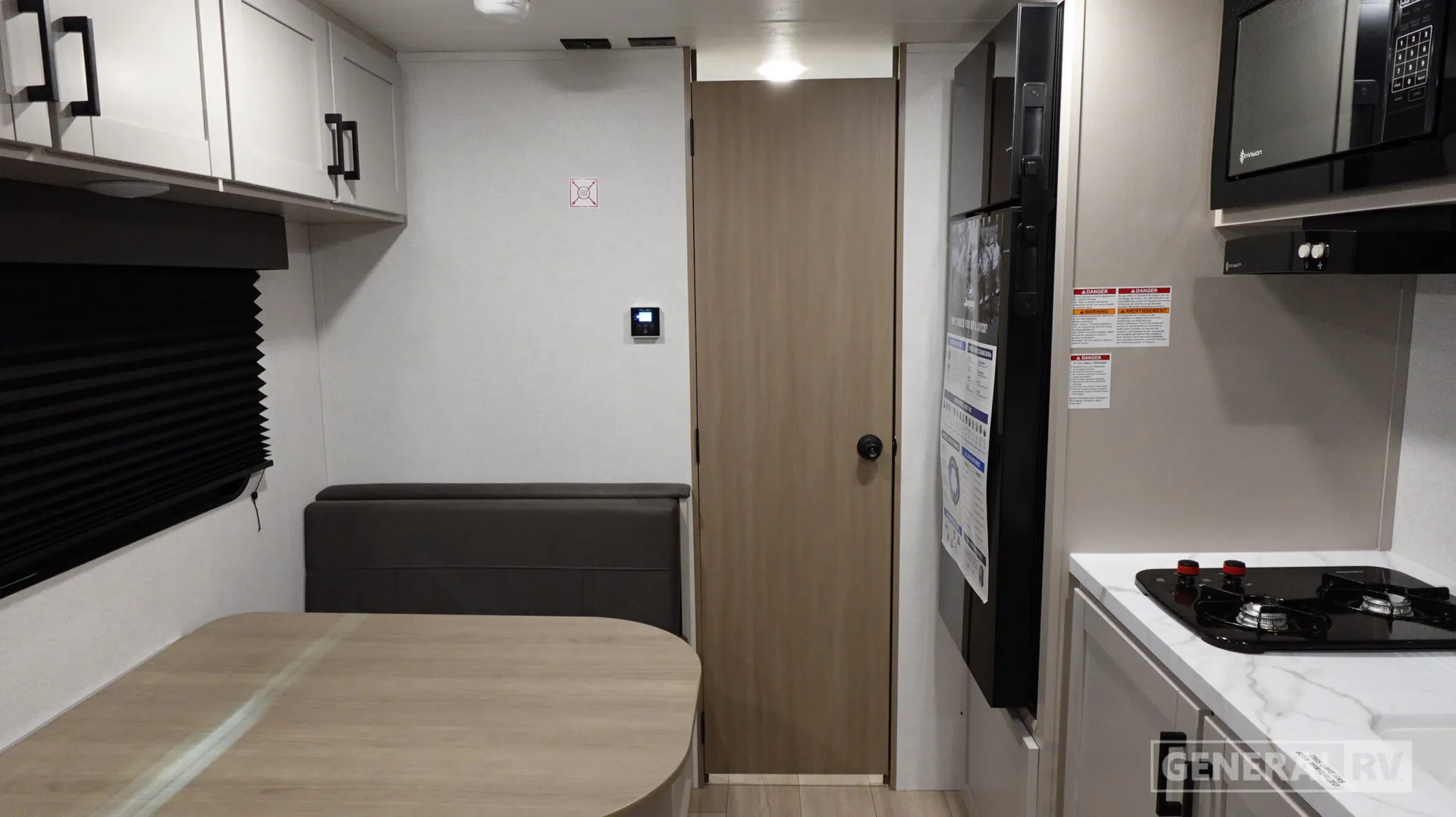 2027 Jayco Jay Flight SLX 175FQ - Photo 3